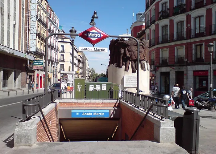 Hostal Anton Martin Madri